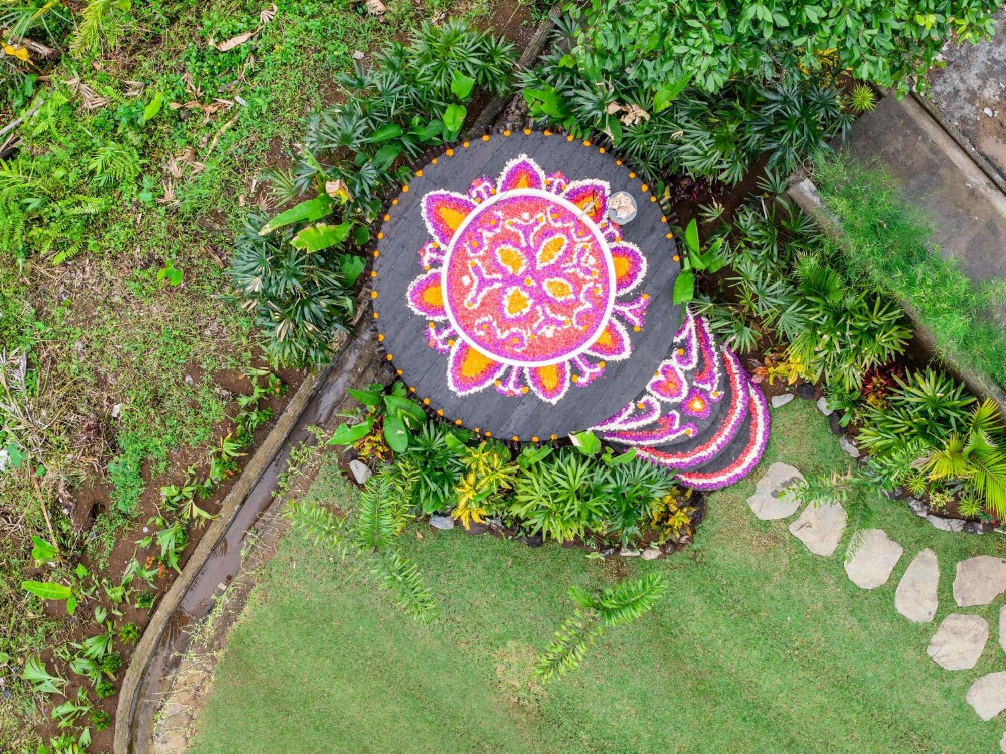 Magic Hills Bali - Magical Eco-Luxury Lodge Selat Luaran gambar